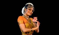 Indians make ripples with Bharatanatyam